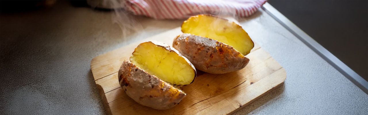 reteta_cartofi_copti_desktop cartofi copti