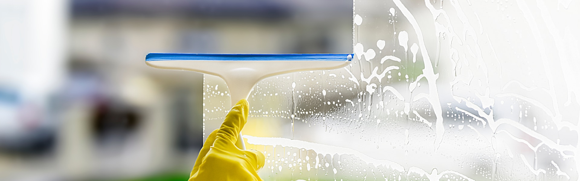 Sfaturi utile pentru curatarea ferestrelor